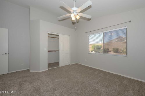 6620 Whispering Wind Dr, Glendale AZ  85310-3465 exterior