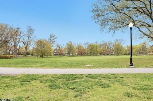 17 Glenwood Ave, Bloomfield NJ  07003-2201 exterior