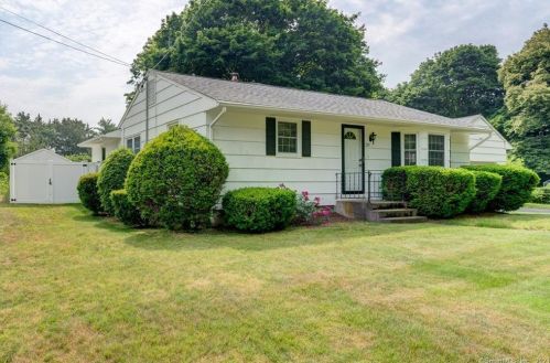 279 Pleasant St, Southington, CT 06489-4420