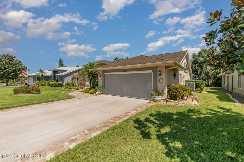 1910 Independence Ave, Melbourne, FL 32940-6850