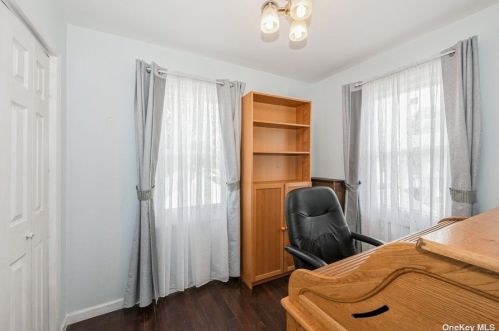 99 Melrose Ave, East Rockaway NY  11518-1005 exterior