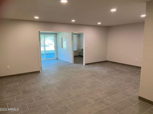 10636 Roundelay Cir, Sun City AZ  85351-2109 exterior