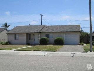 602 Iris St, Oxnard, CA 93033-3831