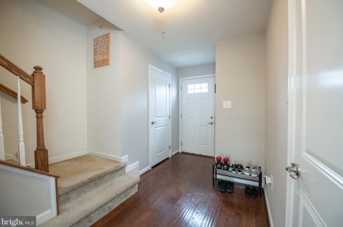101 Tulip Ln, Gilbertsville PA  19525-8121 exterior