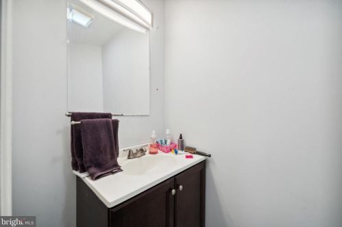 5713 Larchwood Ave, Philadelphia PA 19143-1912 exterior