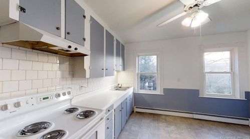 187 Prospect St, Moosup CT  06354-1438 exterior