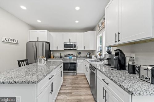 250 Land Or Dr, Ruther Glen VA  22546-1245 exterior