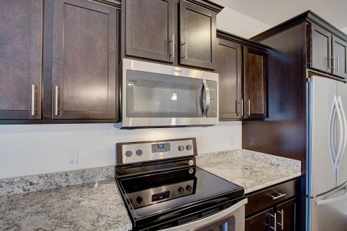 4481 110th St, Milwaukee WI  53228-4407 exterior