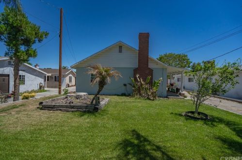 24948 Newhall Ave, Santa Clarita, CA 91321-1032