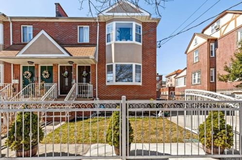 2327 Tiemann Ave, Bronx, NY 10469-6327