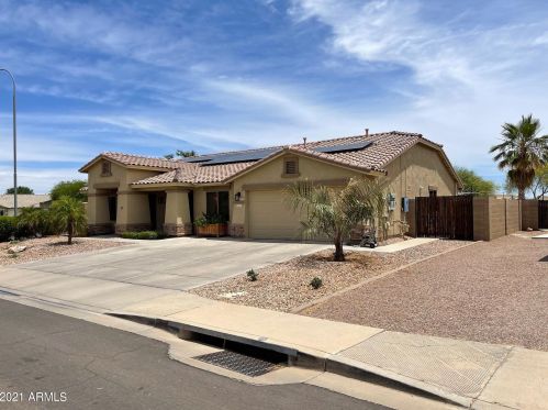 4267 Kimberlee Dr, Chandler, AZ 85249-2949