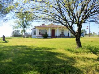 98 Edgemont Dr, Oroville, CA 95966-7117