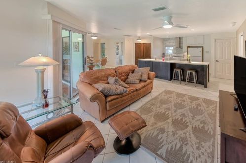 27510 Richview Ct, Bonita Springs, FL 34135-4758