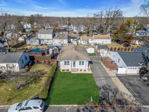 363 Kelly Ave, Bricktown NJ  08724-2230 exterior