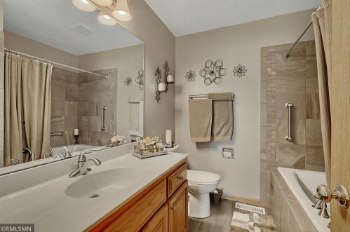 26 Willow Creek Dr, Saint Cloud MN  56387-1643 exterior