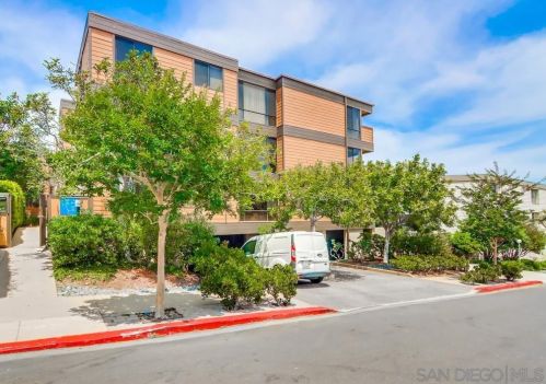 2960 Lawrence St, San Diego, CA 92106-3523