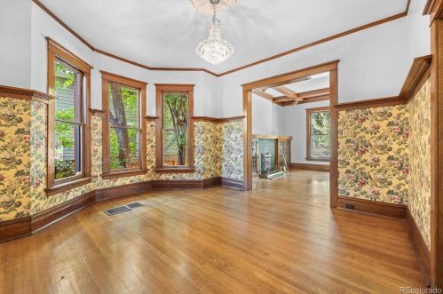 372 Ogden St, Denver CO 80218-3812 exterior