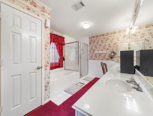 416 Spencer Lndg Ln, Morgans Point TX  77571-9147 exterior