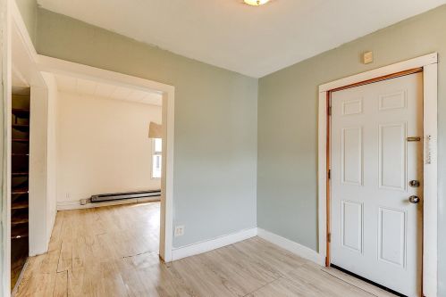 733 Conway St, Saint Paul, MN 55106-5507