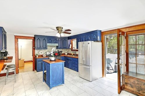 1990 New London Tpke, Coventry RI  02816-4404 exterior
