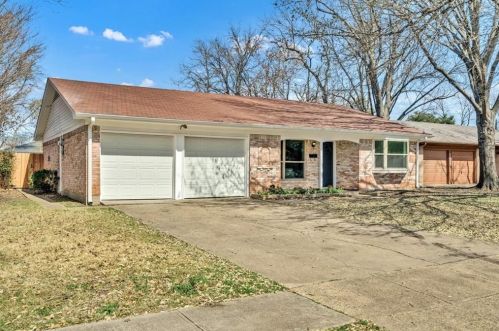 1320 Belaire Dr, Richardson, TX 75080-4703