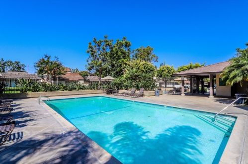 116 Orchard, Irvine CA  92618-4560 exterior