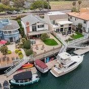 2231 Victoria Ave, Oxnard CA  93035-2930 exterior