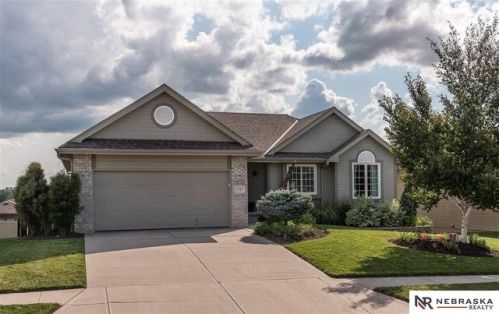 17107 Jessica Ln, Gretna, NE 68028-6916