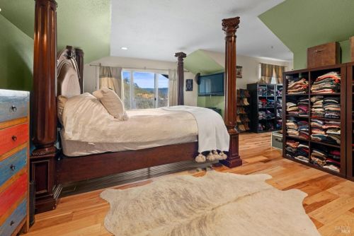 750 Boonville Rd, Ukiah CA  95482-9399 exterior