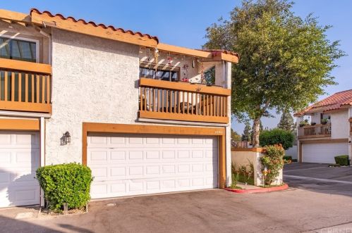20901 Judah Ln, Santa Clarita, CA 91321-3150