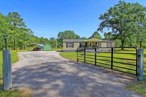 6240 Hyde Park Rd, Ravenel, SC 29470-4200