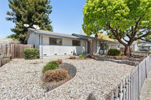 1341 Sugar Bear Ln, Santa Rosa, CA 95407-7104