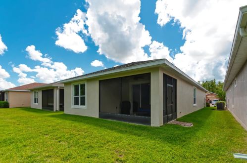 1042 Harbor Ridge Dr, Kissimmee FL  34759-6208 exterior