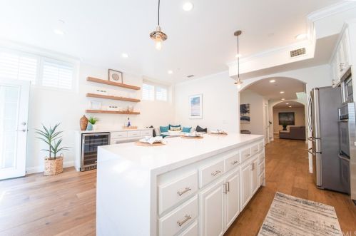 1814 Stanford Ave, Redondo Beach CA  90278-2744 exterior