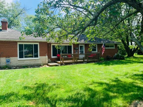 579 Grandview Dr, Liberty Township, OH 45036
