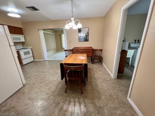 804 Palm Blvd, Lehigh Acres FL 33936-7117 exterior