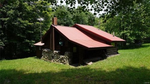 1470 State Route 104, Parish, NY 13131-3139