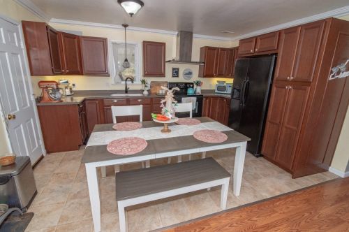 1285 Bend Rd, Taylorsport, KY 41048-7331