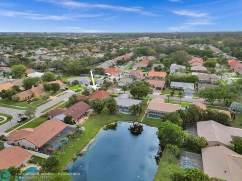 21199 Escondido Way, Boca Raton FL  33433-2507 exterior