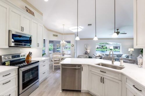 25670 Springtide Ct, Bonita Springs, FL 34135-9509