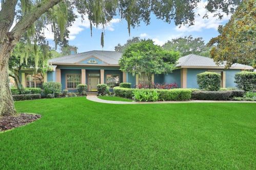 202 Mclean Point Ct, Winter Haven, FL 33884-4137