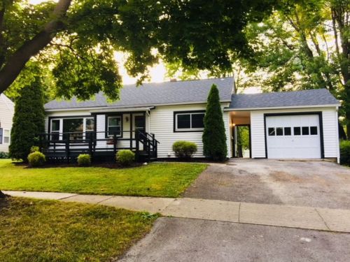 108 Granger St, Canandaigua NY  14424-1114 exterior
