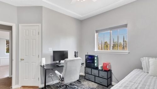 15414 Cuda Dr, Bakersfield CA  93307-9279 exterior