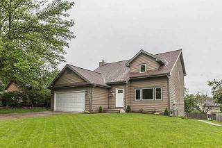 9709 Horton Ave, Des Moines, IA 50322-2144