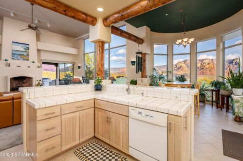 215 Calle Francesca, Sedona AZ 86336-4761 exterior