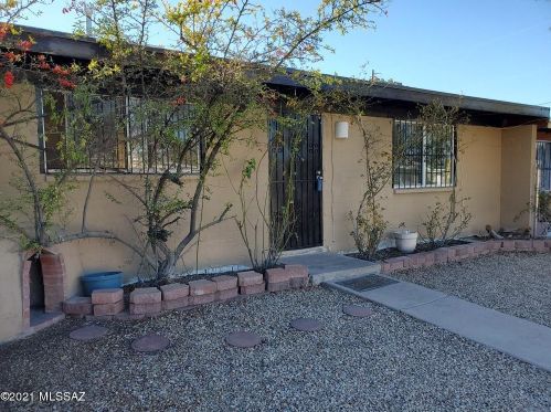 3306 Lloyd Vis, Tucson, AZ 85713-6538