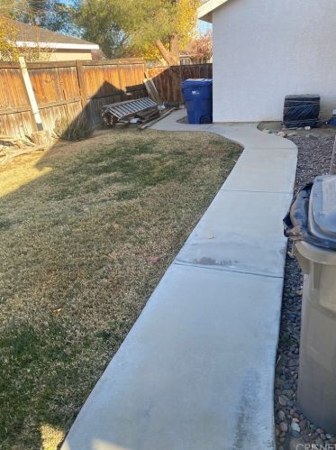 43823 Tranquility Ct, Lancaster CA 93535-6115 exterior