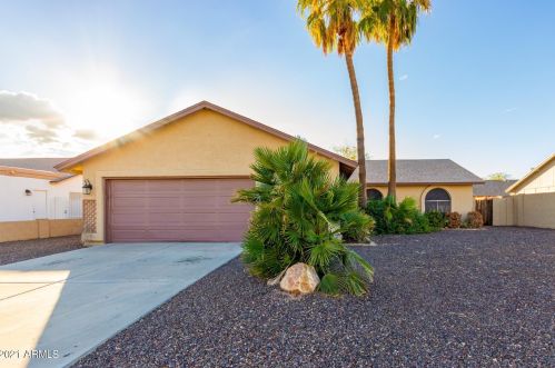 12612 79th Ave, Peoria, AZ 85381-9044