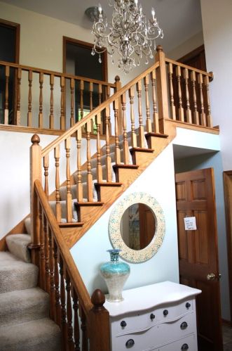 1220 Cavalier Dr, Waukesha, WI 53186-6806