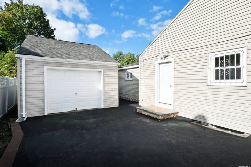 225 Fairview Blvd, Hempstead, NY 11550-2903